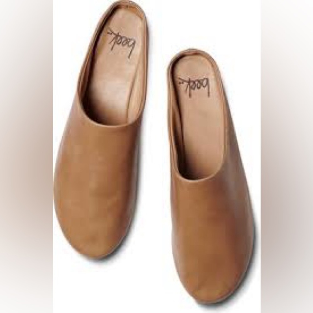 NWOT Beek ‘Sanderling’ Slip-on Mules Sz 9